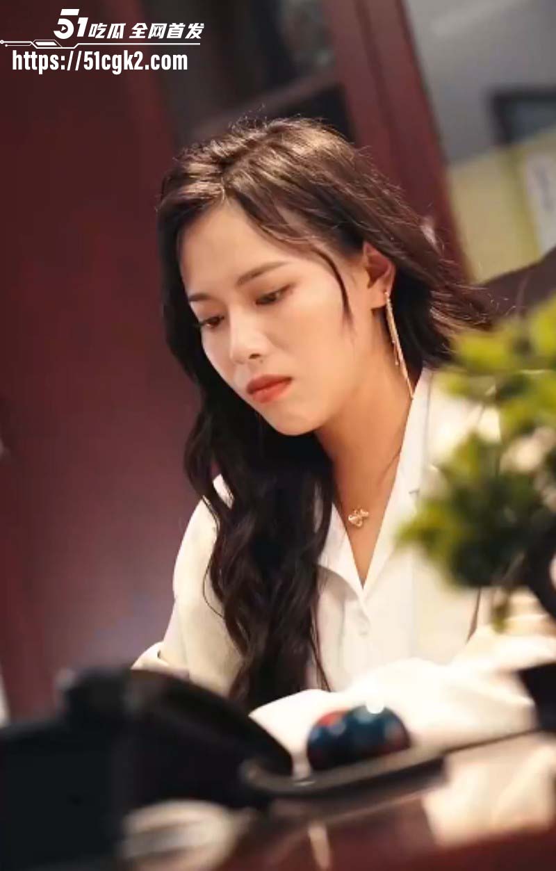 短剧《盲人按摩师三天攻略女总裁》全集06