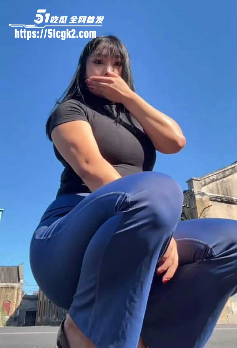 快手网红蜜桃金金丰乳肥臀骚货约炮金主爸爸视频曝光5拷贝