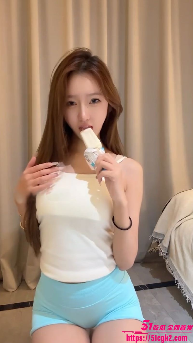 抖音网红胡逗逗福利合集视频流出 5