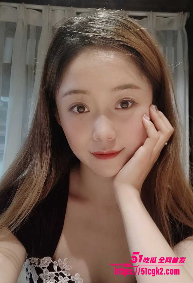 御姐模特 Ulanda 户外露出福利合集 肤白貌美巨乳尤物 性感诱惑不失优雅 完美肉体宛如艺术杰作！