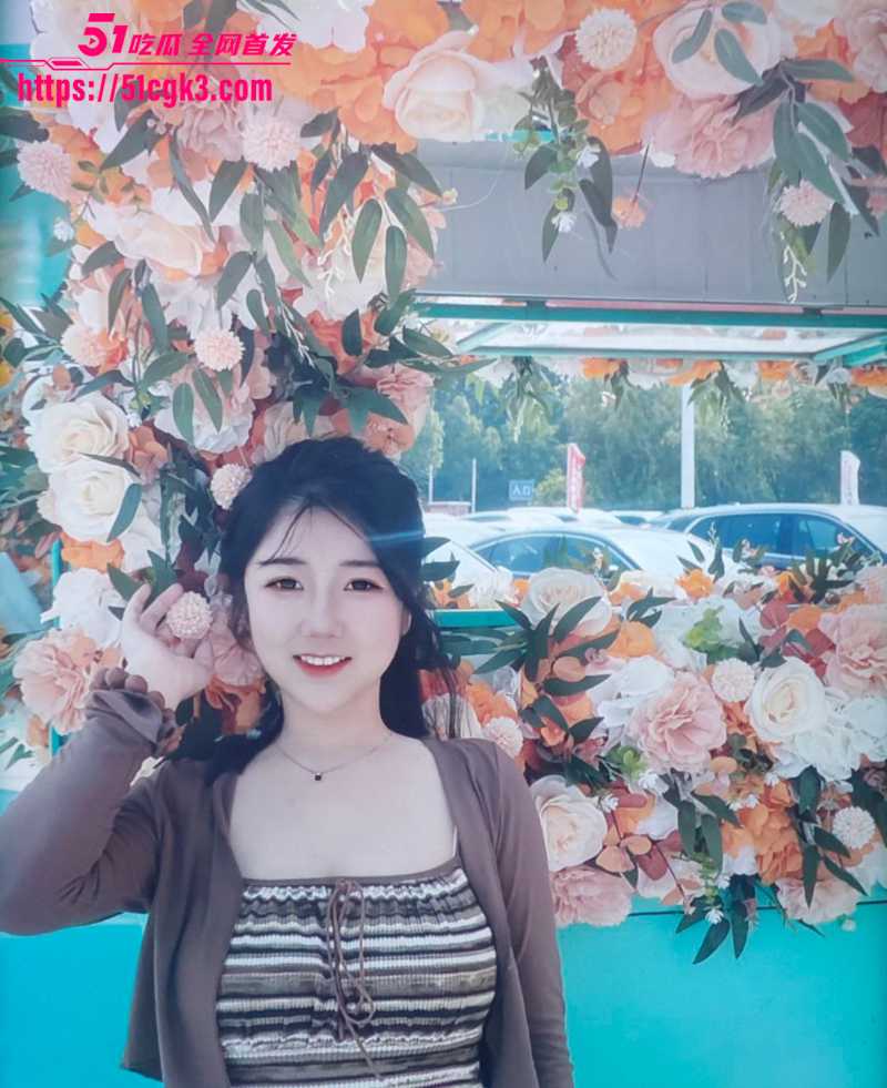 山东反差母狗 颜丽君 大奶人妻被老公猛操奶子 全程淫叫求饶不止 小穴被彻底玩烂!
