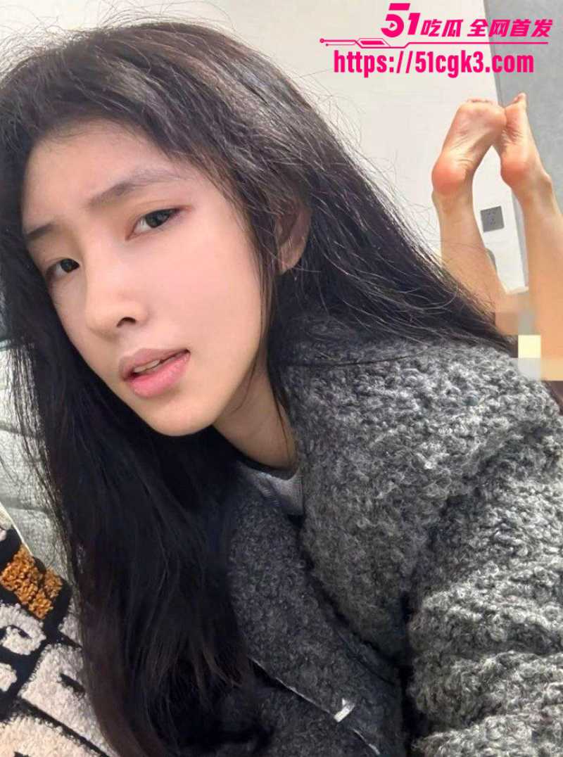 9大四小骚货 胸小臀大8