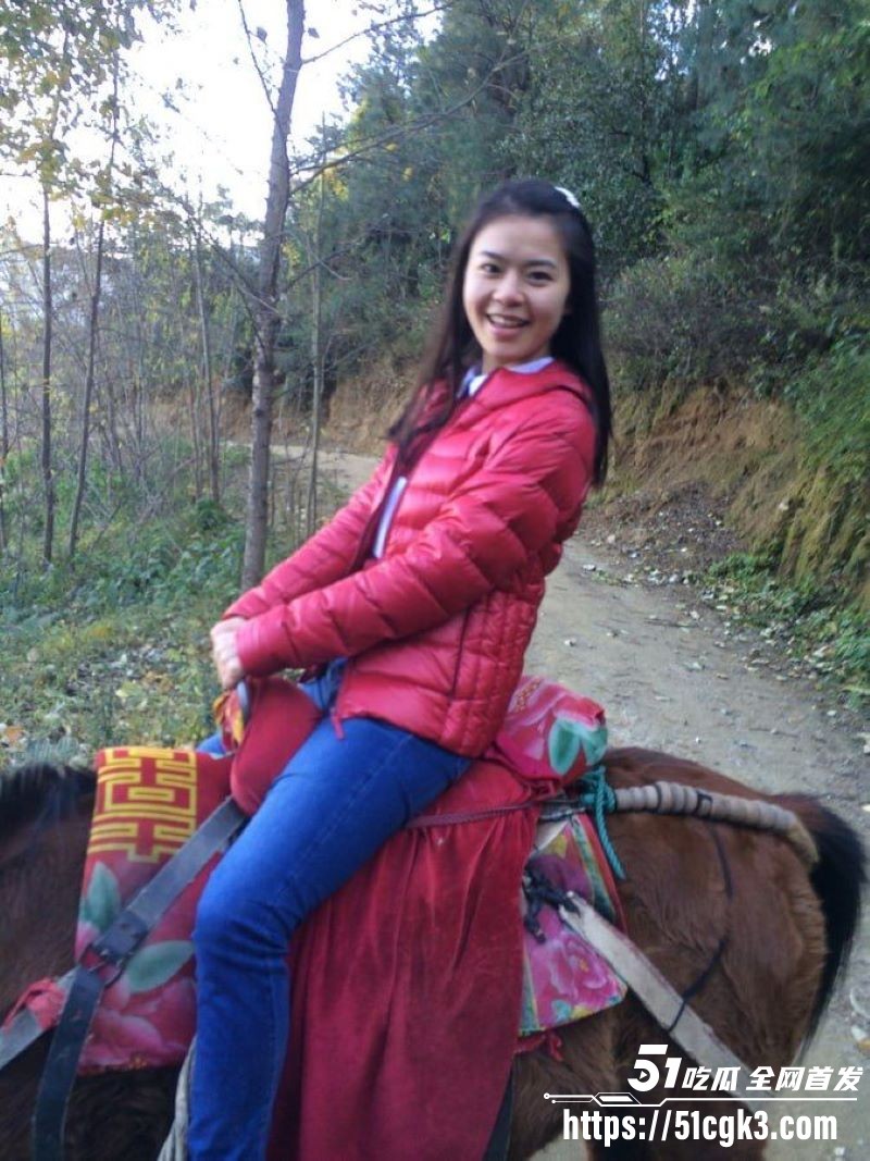 极品反差婊给老板当情妇 自拍啪啪视频流出！娇嫩肌肤弹力十足 嫩乳翘臀挑逗欲火直冲云霄！