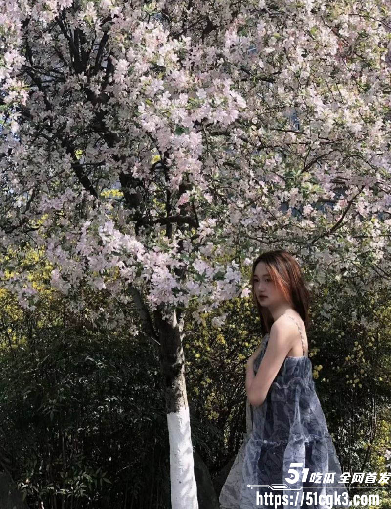 大神偷情大四女友闺蜜 3