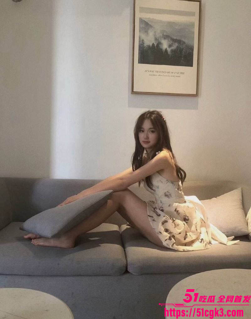 大神偷情大四女友闺蜜 4