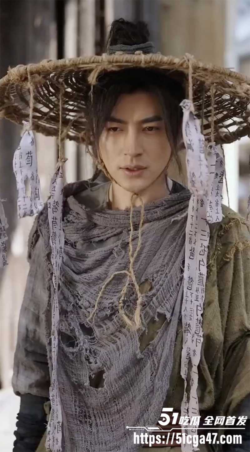 每日短剧《一曲剑魂破九州》铸琴大师安大携剑隐匿江湖 为驱倭定乱长公主柳韵请他出山 一路斩奸除恶 谱写传奇！