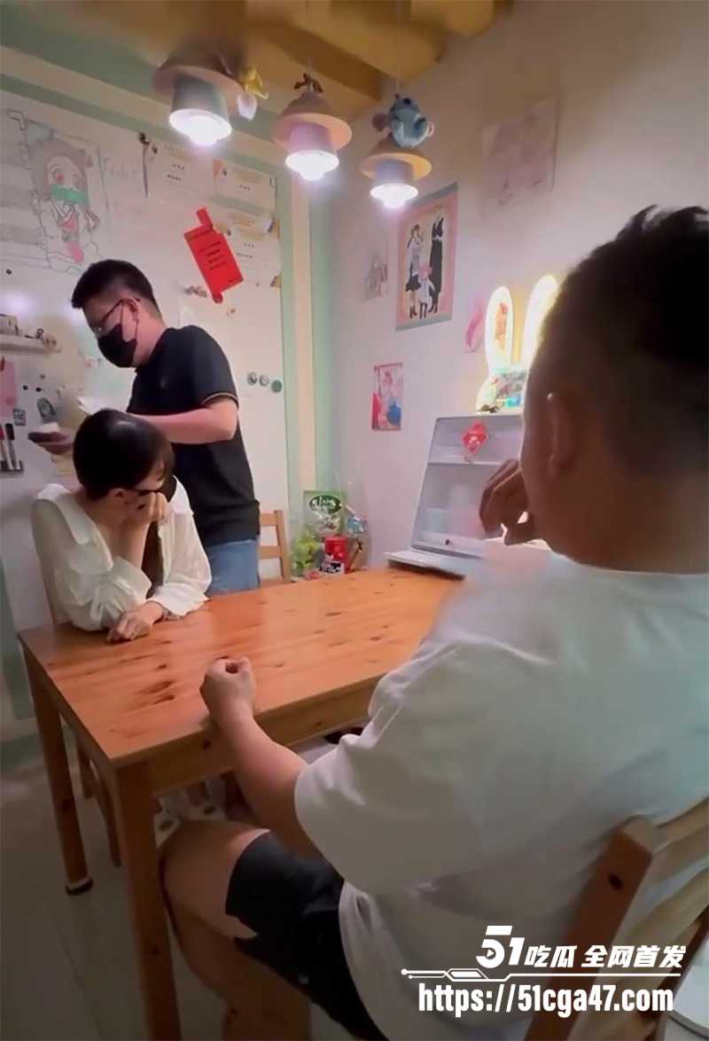 极品淫妻Anna性爱视频流出 3 拷贝