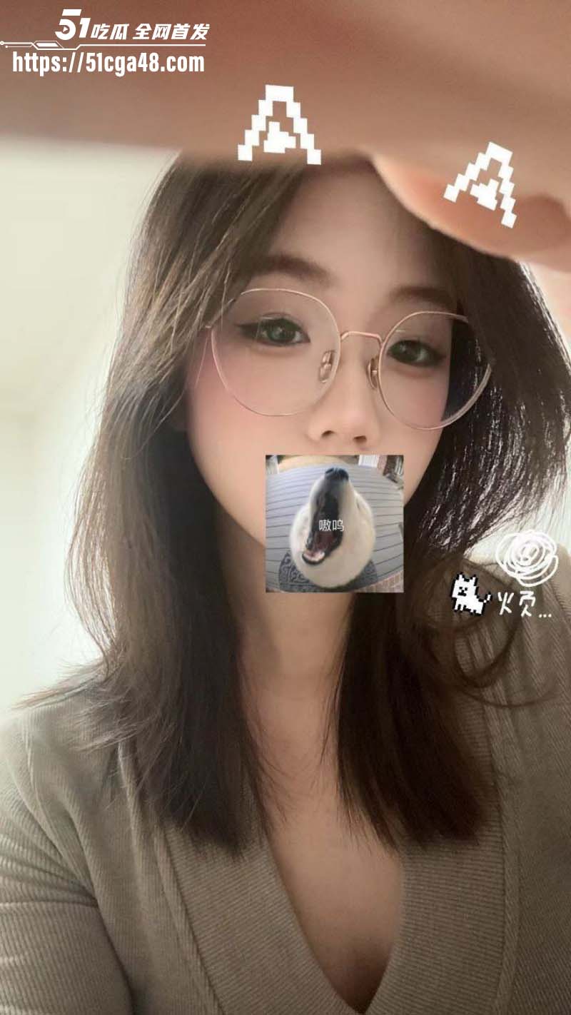 重庆铜梁18岁学妹张佳佳被金主网调03