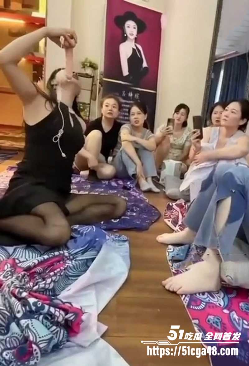 名媛培训班口交现场教学视频曝光 5 拷贝
