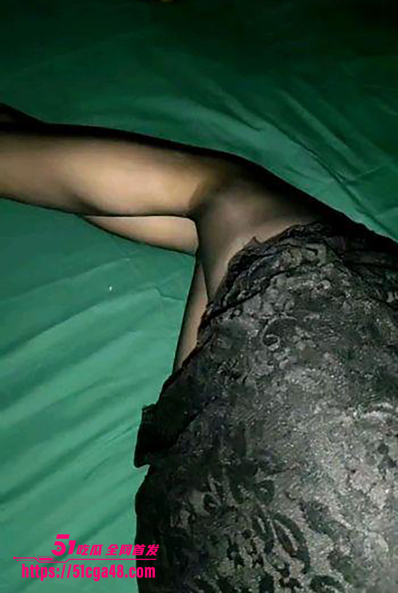 海角乱伦大神 我的妈妈是脚模3
