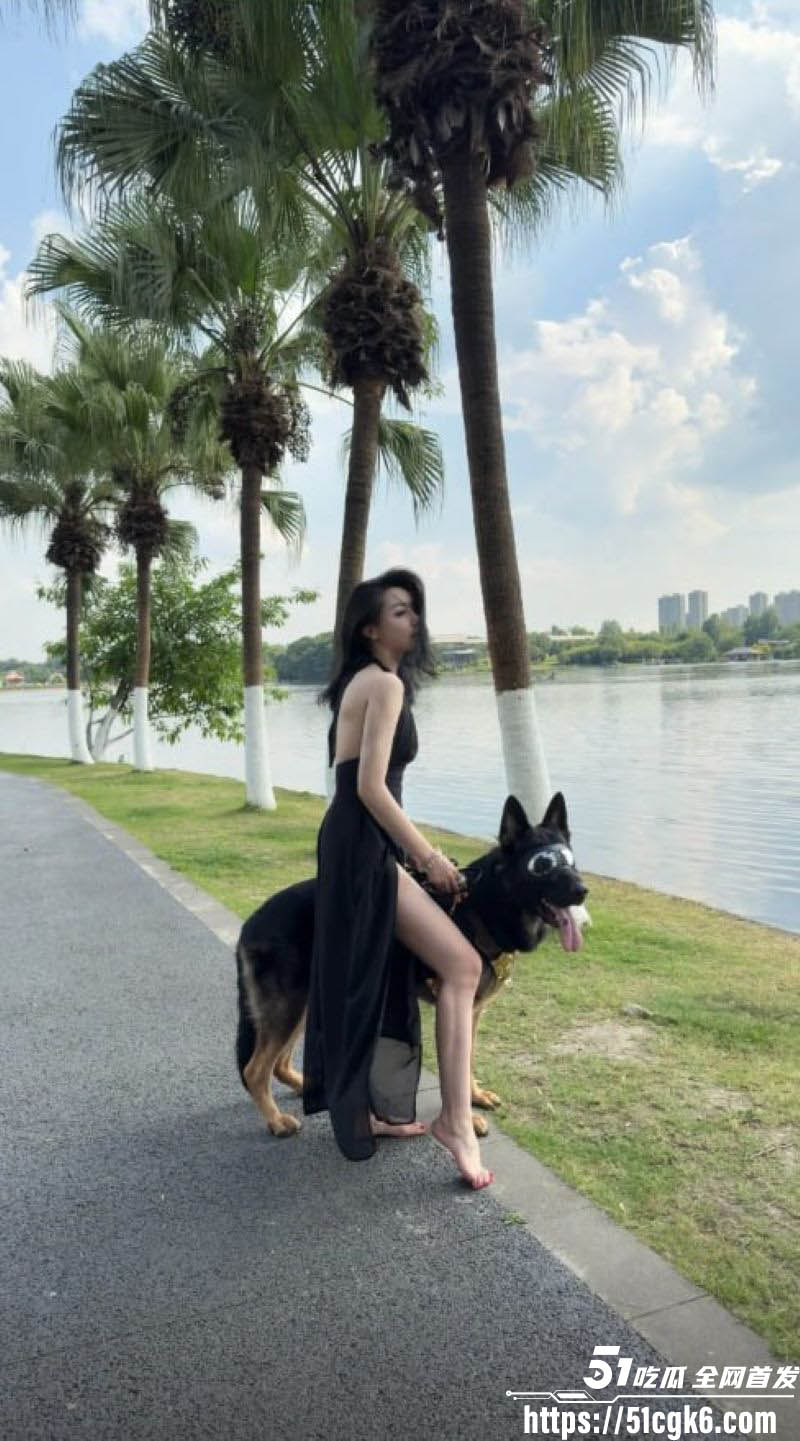 抖音网红极品御姐LiLi付费定制福利 2