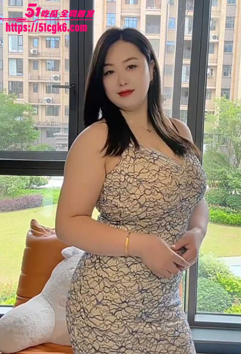 大码熟女网红 如烟 不雅视频流出 超丰满的风韵尤物 揉奶抠穴玩自慰 被金主打桩爆操硕大肥臀！