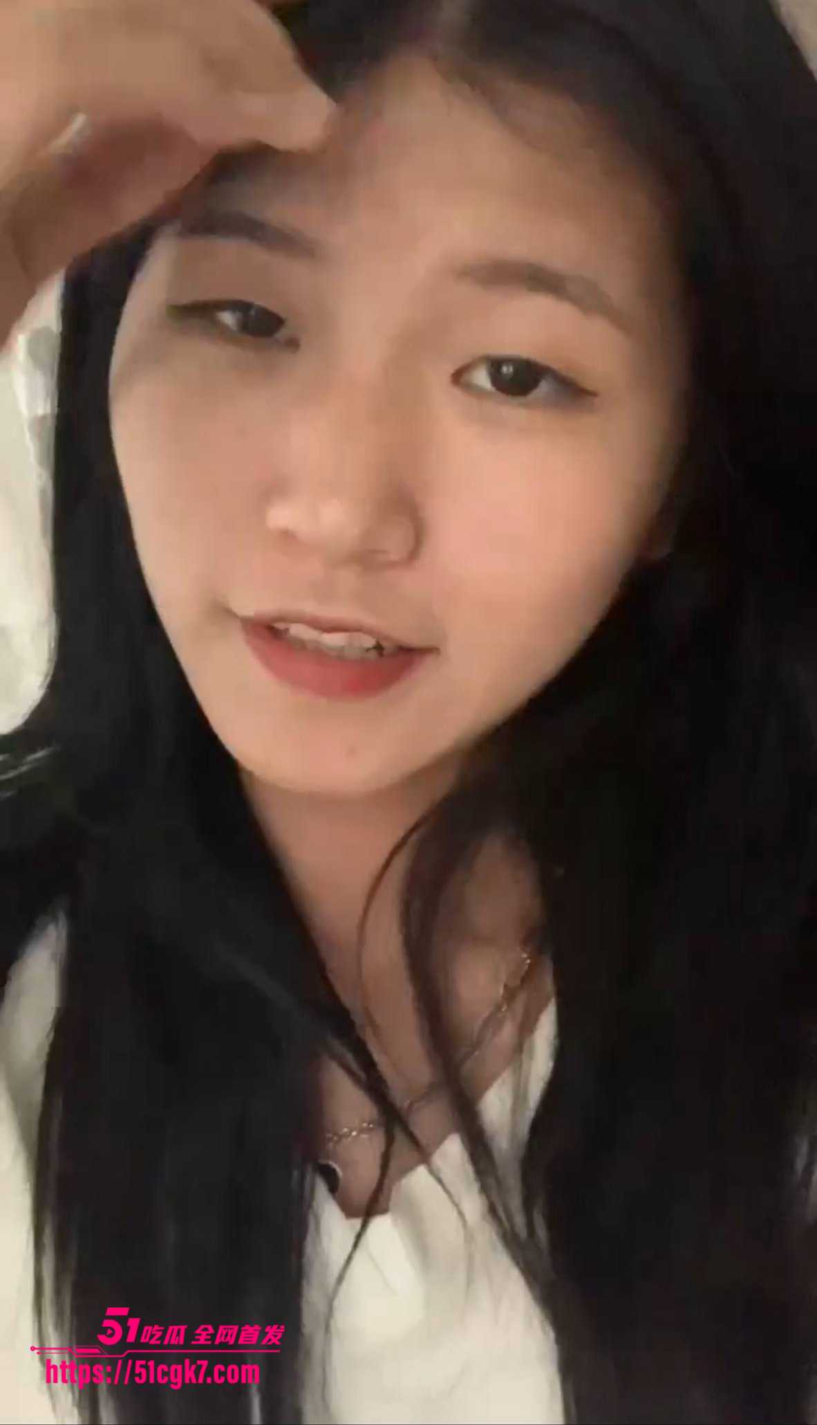 山东骚货母狗 张凯丽 多汁蜜穴骑乘自慰棒 疯狂自慰口交假屌!