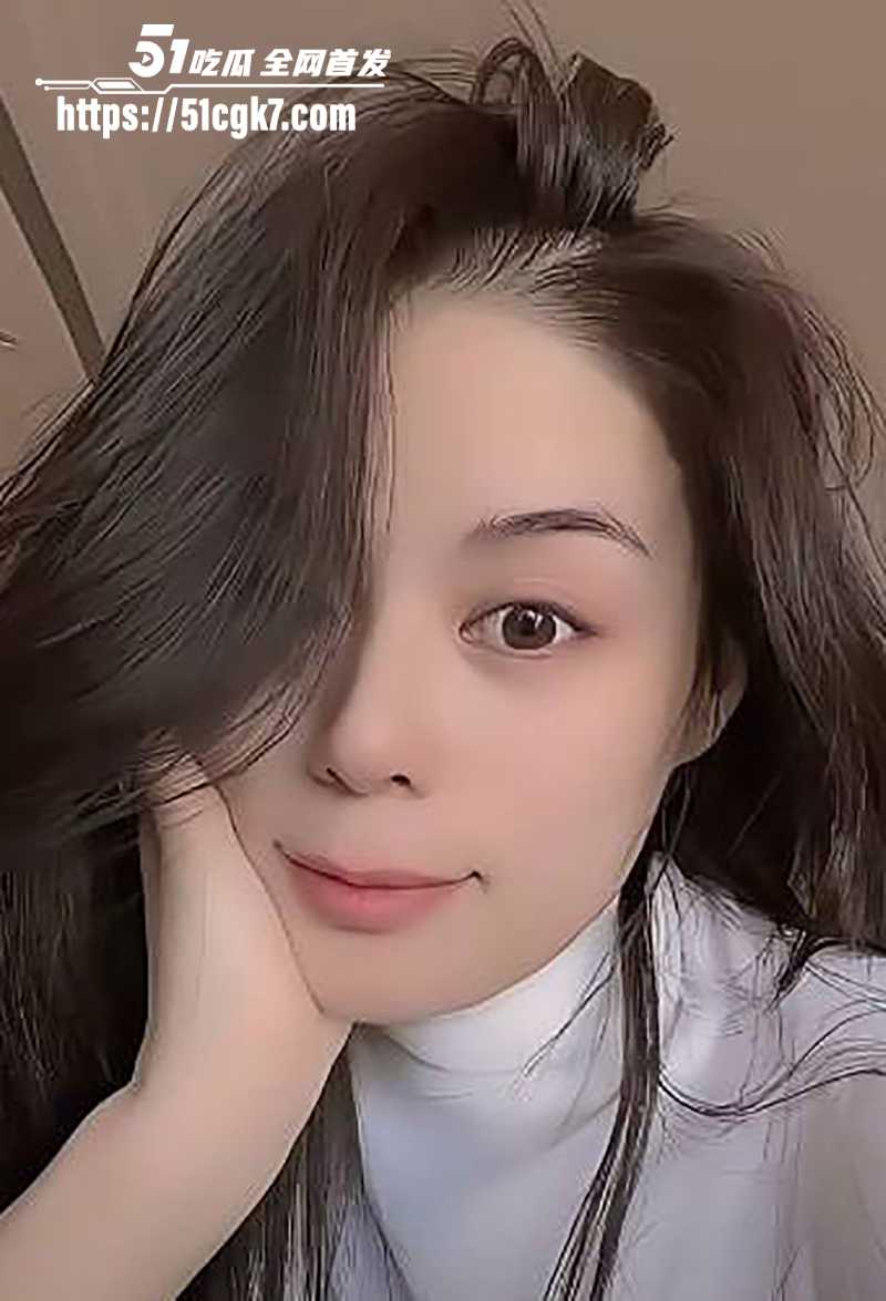 魔鬼身材极品反差婊顾奈儿土豪私人定制福利姬视频曝光2拷贝