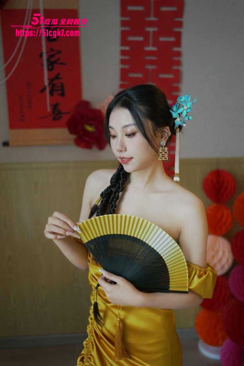 河南新乡骚母狗 张婉婷 与男友做爱视频流出 第一次拍骚照惨遭曝光 反差婊私生活彻底暴露！