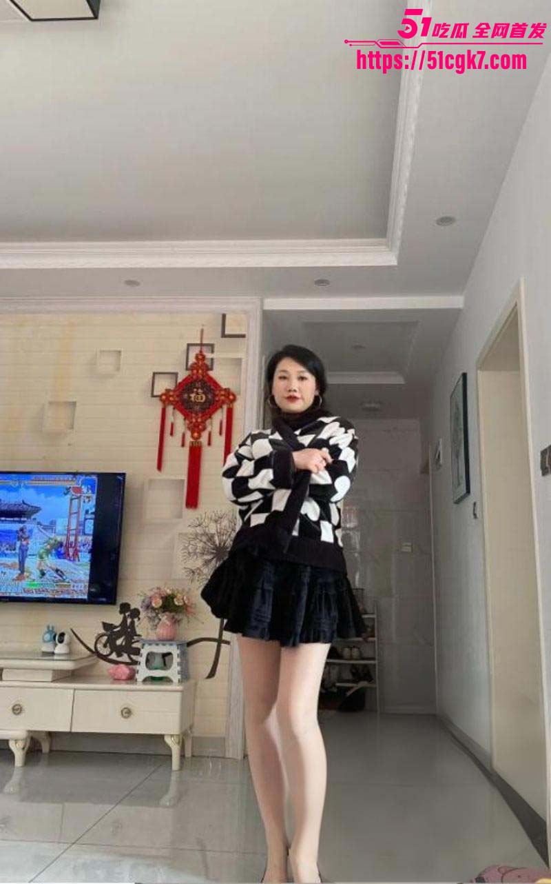 妈妈的味道与性感干妈打晨炮03