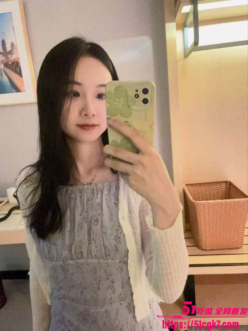 北航深圳学妹赵蕊约炮视频流出 2