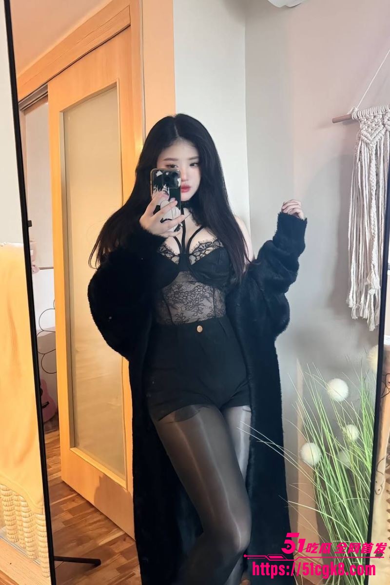 抖音福利姬绚斐斐私密视频泄露 2