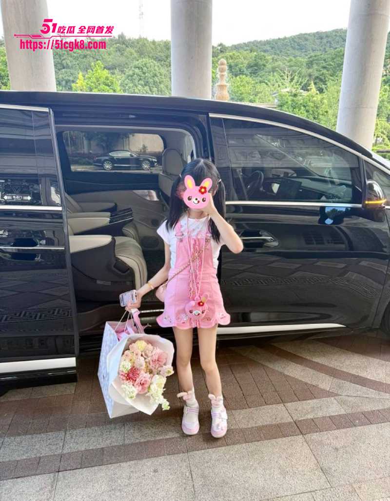 15推特纯真呦态小萝莉2