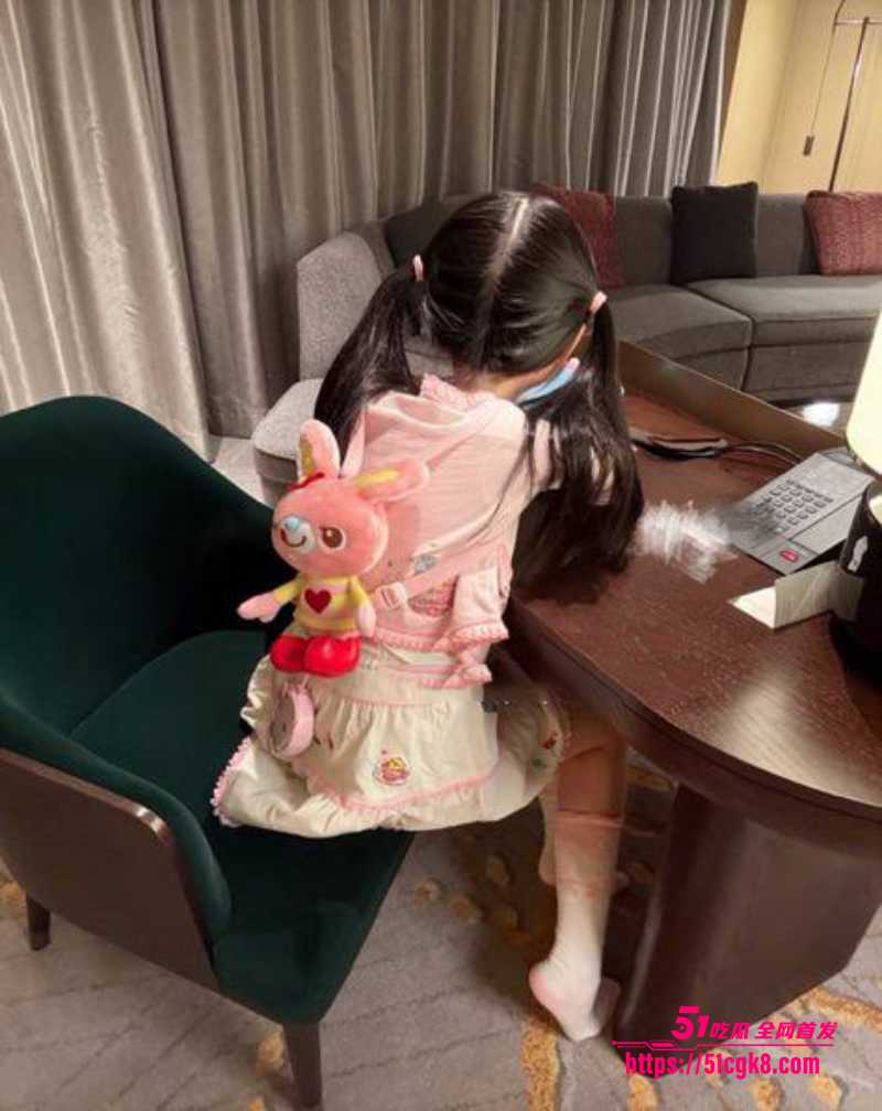 15推特纯真呦态小萝莉6