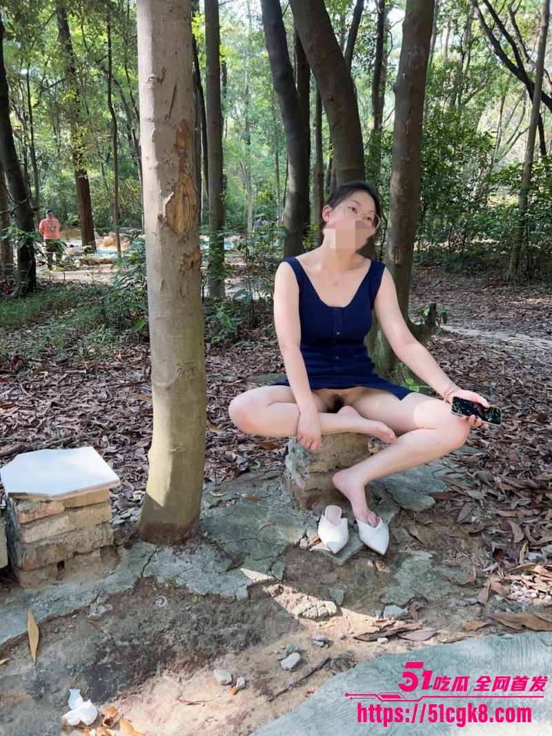 极品绿帽淫妻宇宙的琴弦户外露出多P合集曝光 8