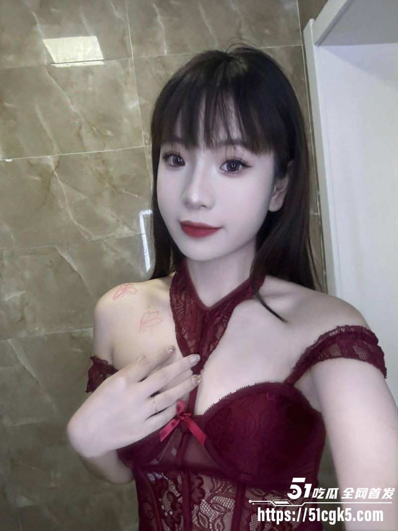 深圳反差母狗 徐娇娇 仅仅三天就被炮友攻陷 嫩穴被大屌打桩猛干 约炮视频曝光流出！