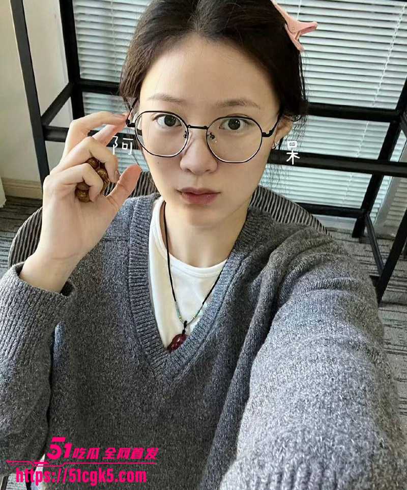 11骚婊子 刘彤彤 3