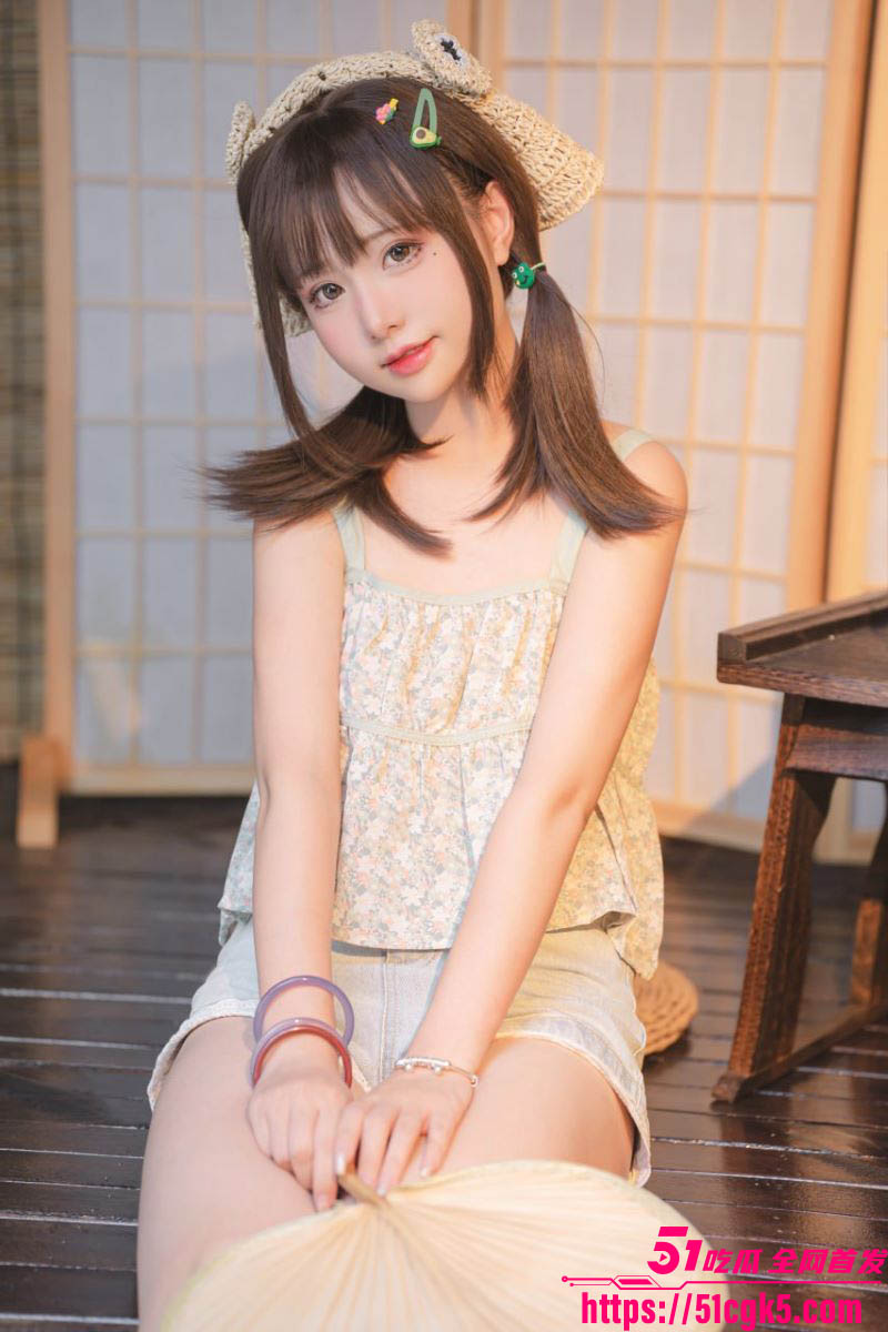 极品福利姬爆机少女喵小吉全裸写真泄密 2