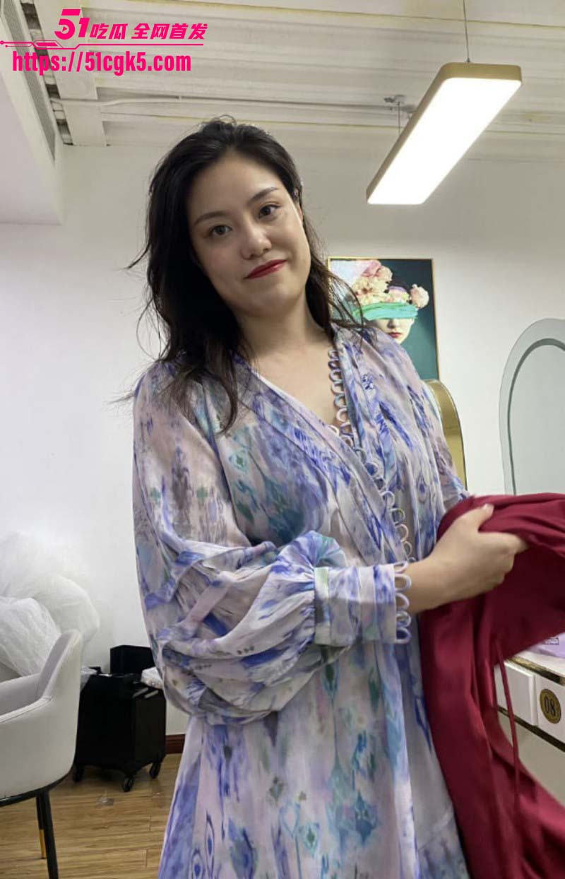 天津母狗人妻蔡璐被炮友暴操03