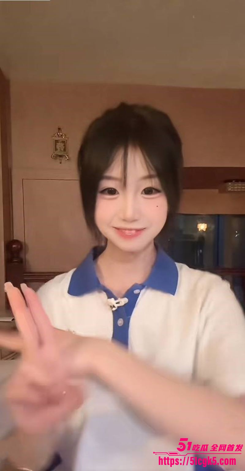 学生妹诗涵不仅被包养还报警控告男友青春摄影师强奸 4