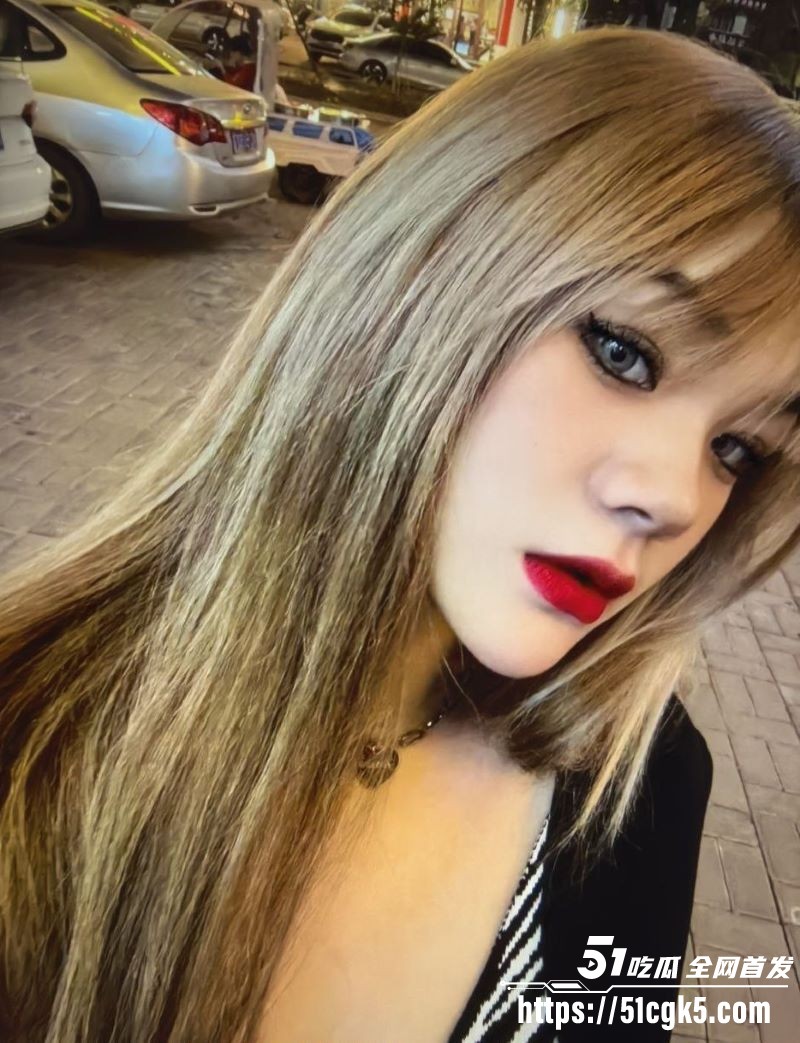 贵州大胸纹身嫩妹私生活大曝光 狂野花臂纹身尽显叛逆与性感 各种姿势露脸性爱 尺度逆天！