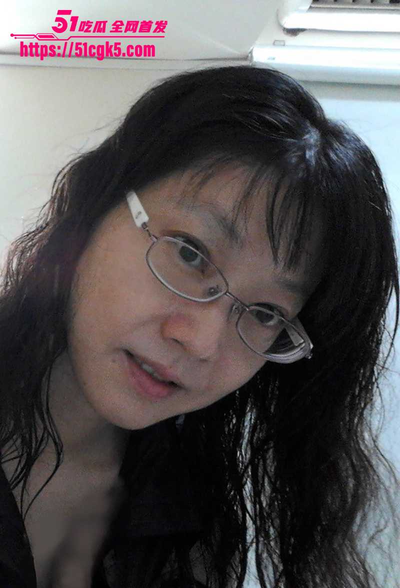 台湾高雄阮综合医院实习生潘蒂蓁不雅视频曝光5拷贝