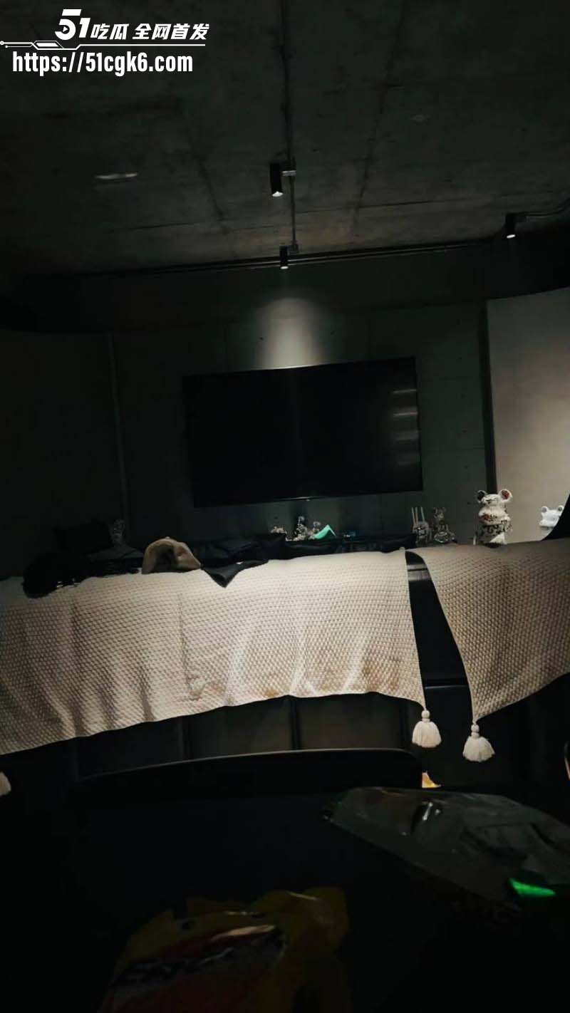 演员许凯出轨赵晴被许荔莎曝光偷拍视频037