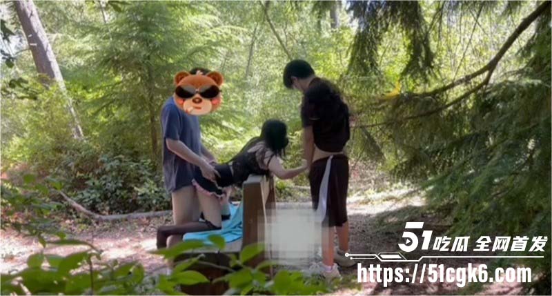 淫妻女王汐梦瑶公园3P绿帽偷情06