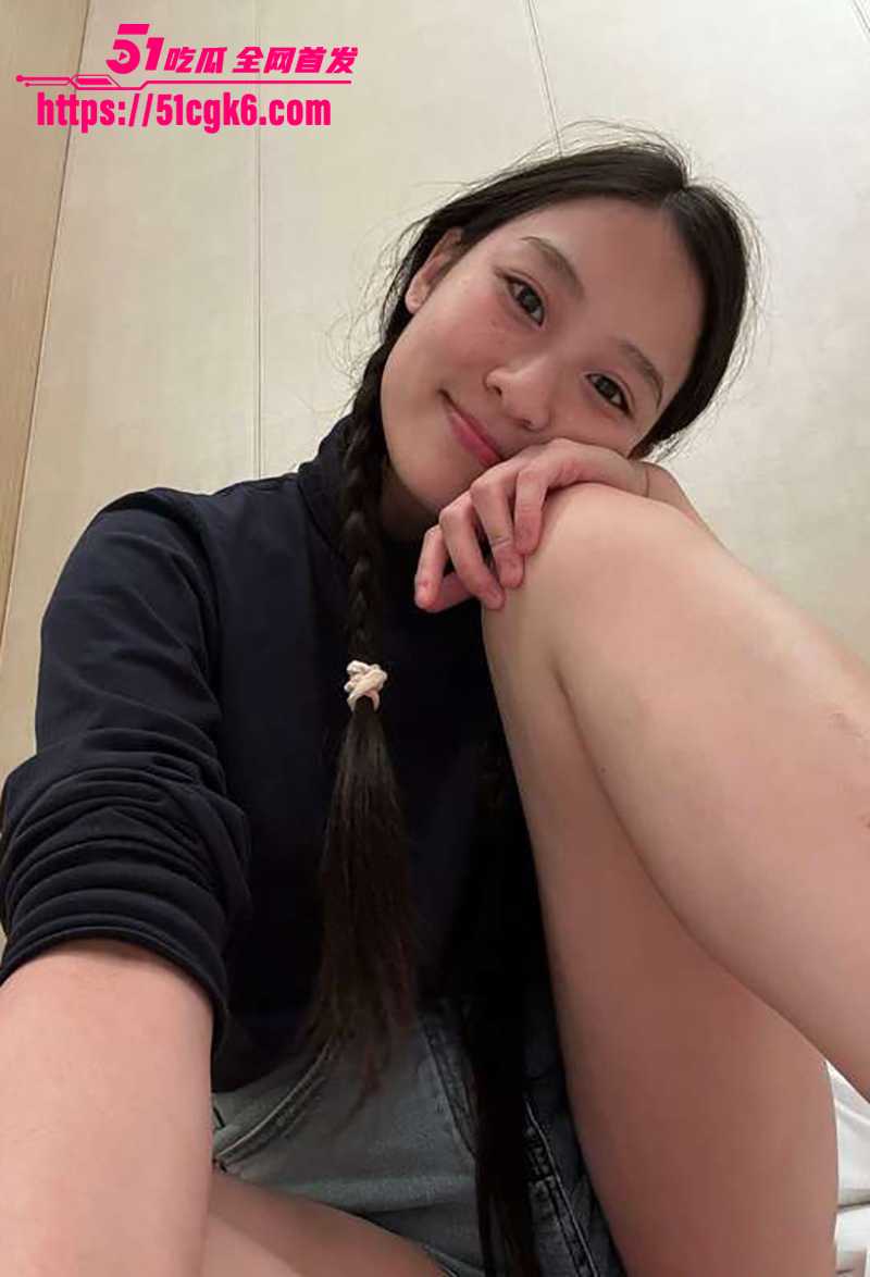 漂亮女大学生 赵可儿 不雅视频流出 白天陪金主旅游 晚上当性奴母狗 全程露脸被爆操 小穴淌精超淫乱！