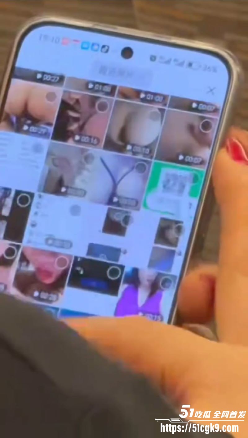 小仙女高铁上发送各种性爱视频撩骚 5