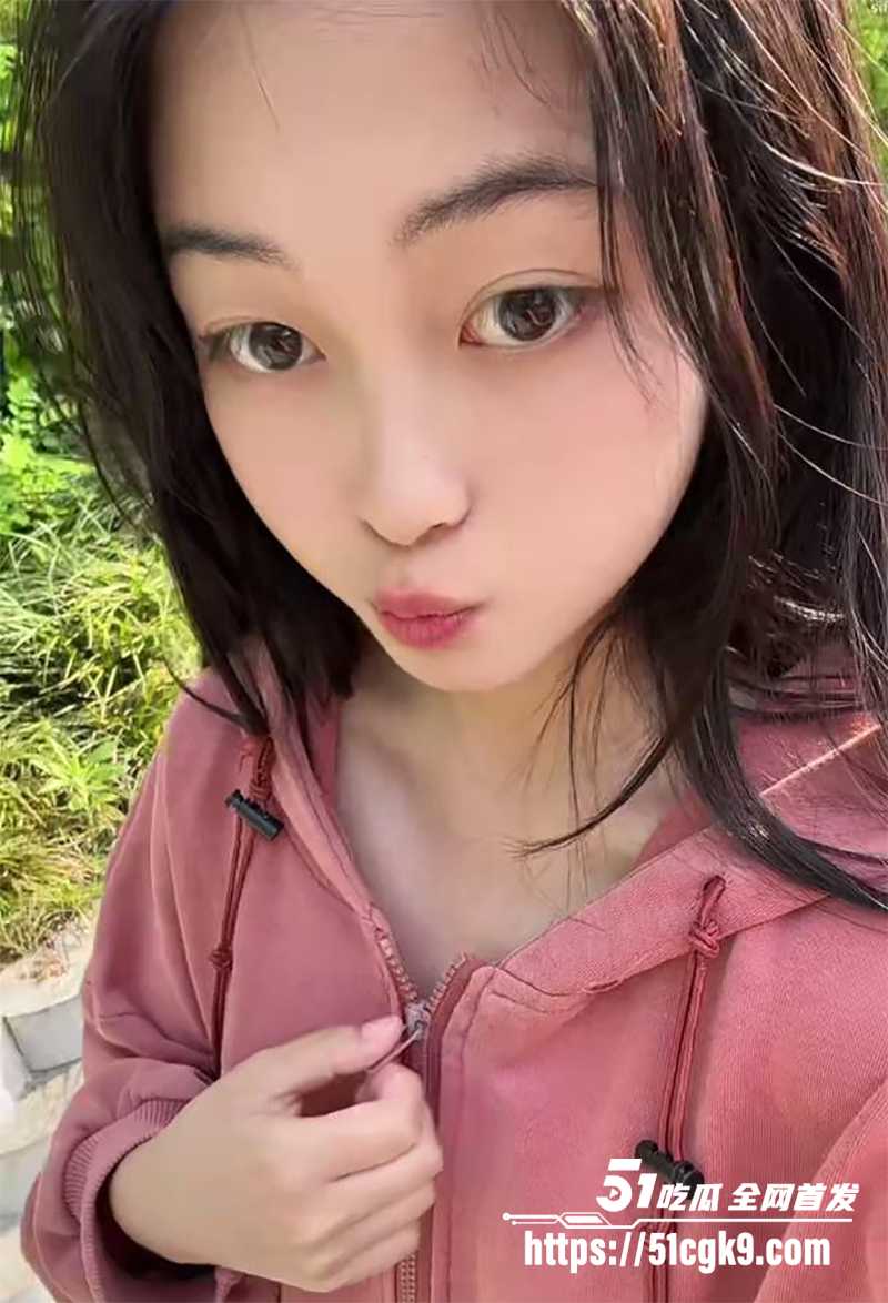 极品美少女 梦瑶 真空户外直播流出！甜美笑容性感肉体 淫媚与清纯的完美结合 全裸露奶露穴行走街头 超大胆！