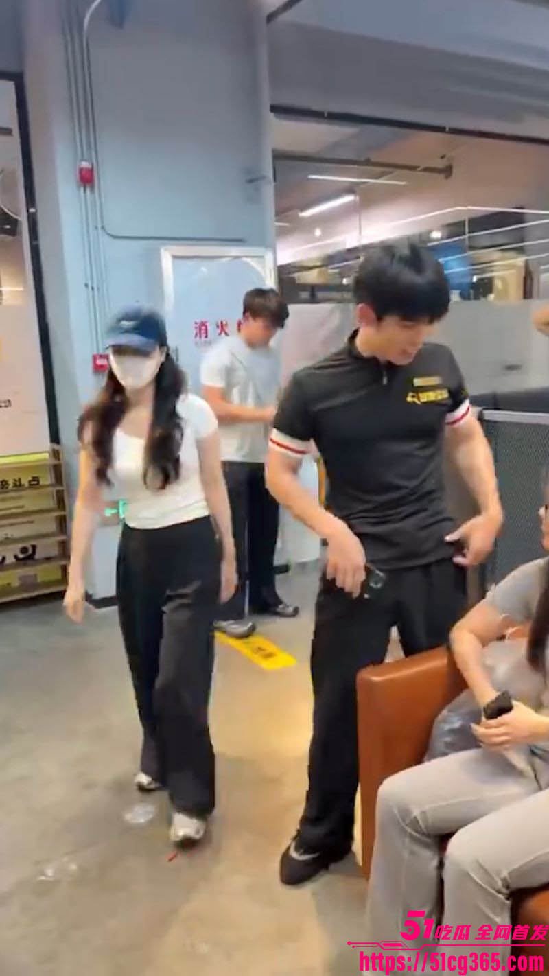 厦门鹿港万达超鹿教练约炮翻车 2