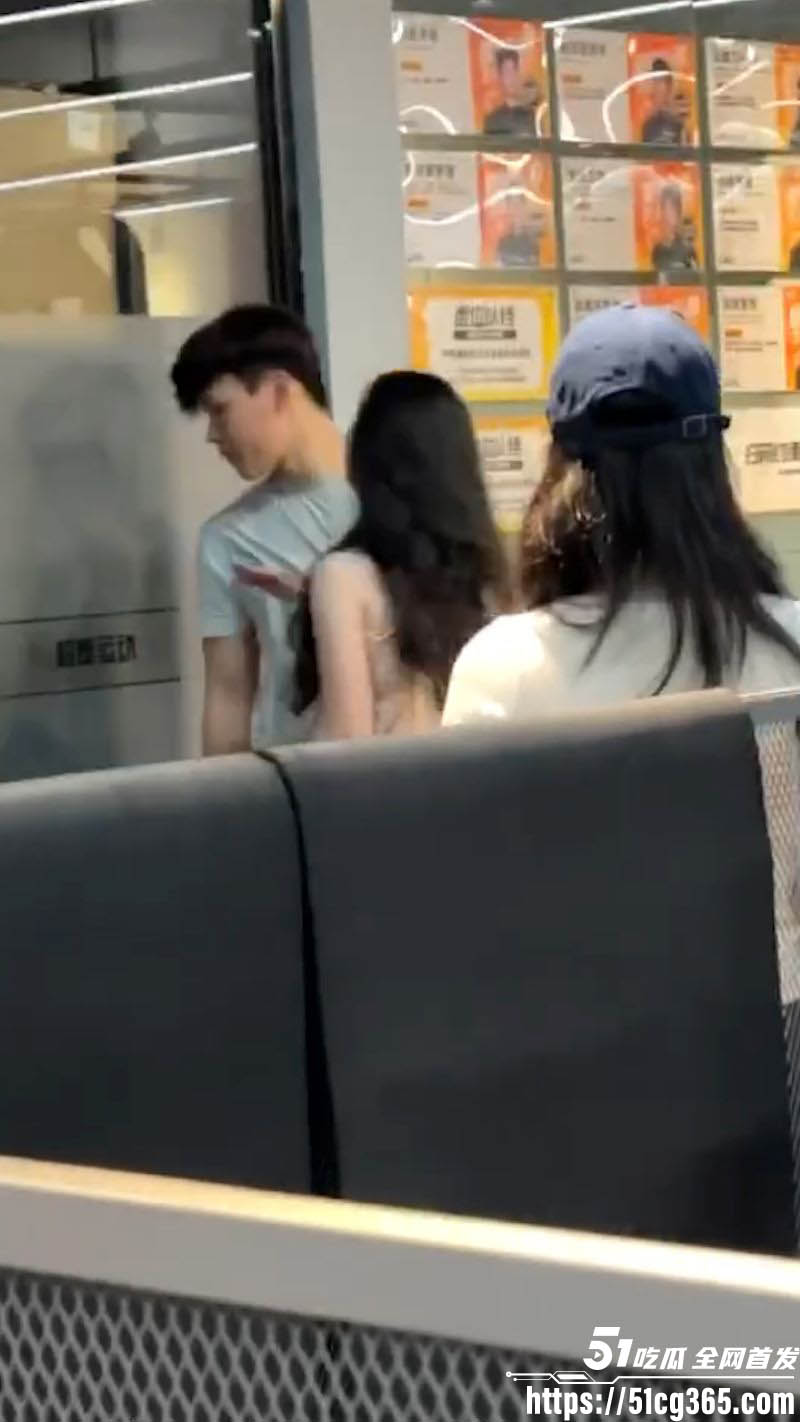 厦门鹿港万达超鹿教练约炮翻车 3