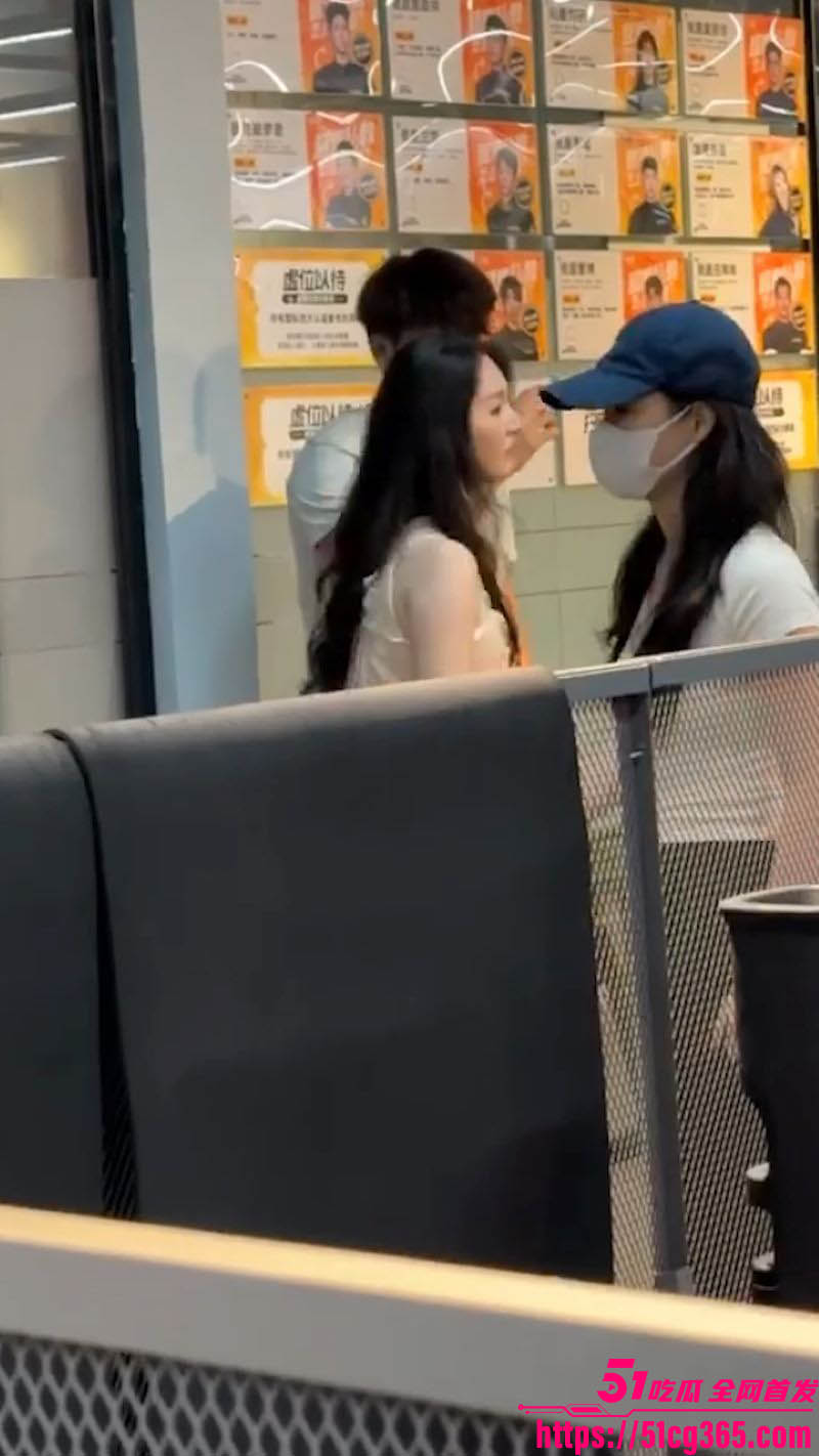 厦门鹿港万达超鹿教练约炮翻车 4