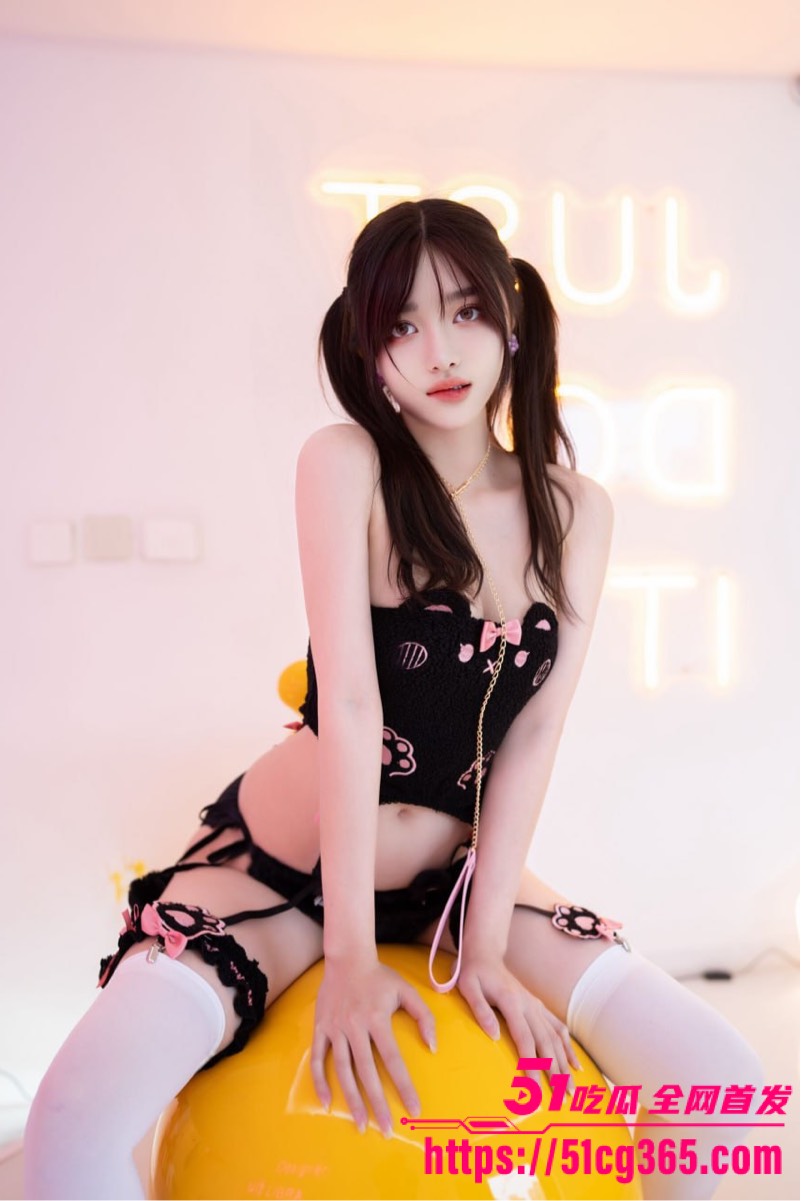 秀人网女神 白鹿lulu 自慰福利流出 白丝情趣内衣骑假屌玩幻龙 蜜桃臀狂甩诱惑直击灵魂！