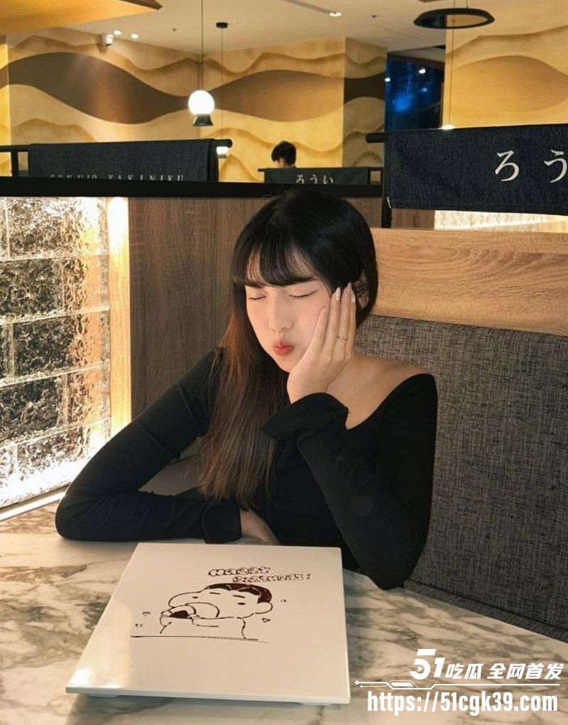 超可爱的学生妹菜子瑜与前男友性爱自拍流出 5