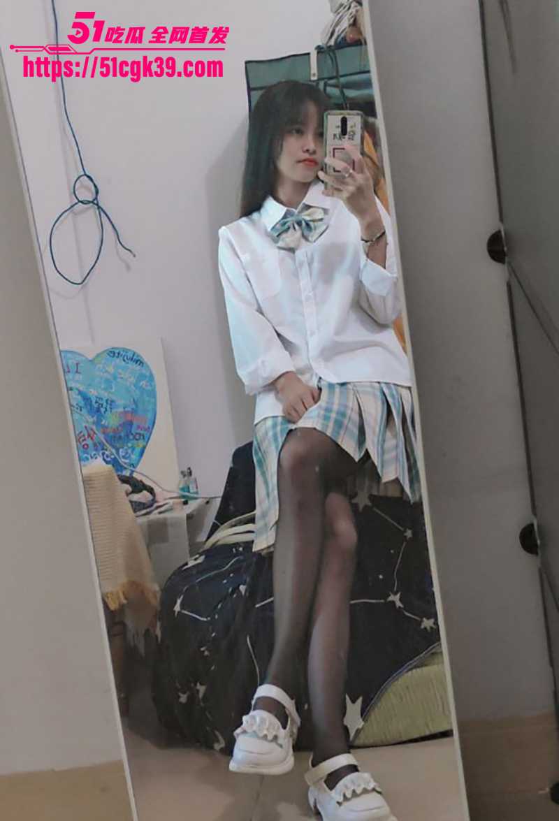 河南反差婊 陈艺 不雅视频流出！小骚货淫荡成性 露脸给炮友舔屌 玩群交搞乱伦 淫荡往事全被曝出！