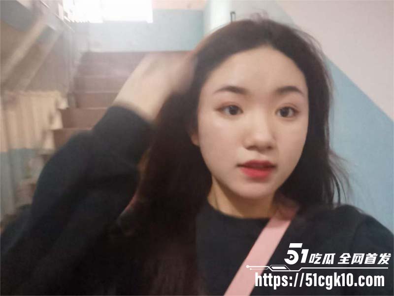 湖南长沙科技学院李悠冉约炮视频02