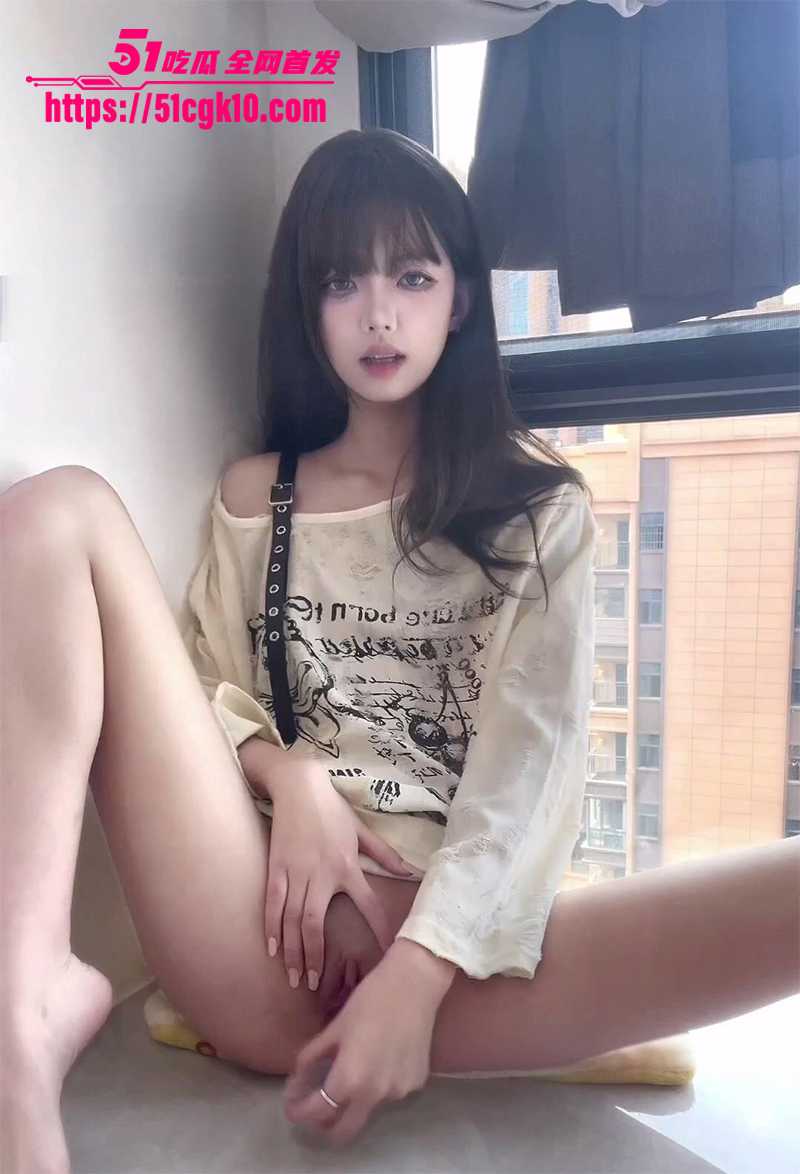 推特新晋超嫩萝莉讨厌小鱼干自慰潮吹视频流出3拷贝