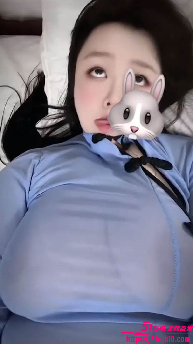 抖音网红小猫日记一对一私拍流出 3