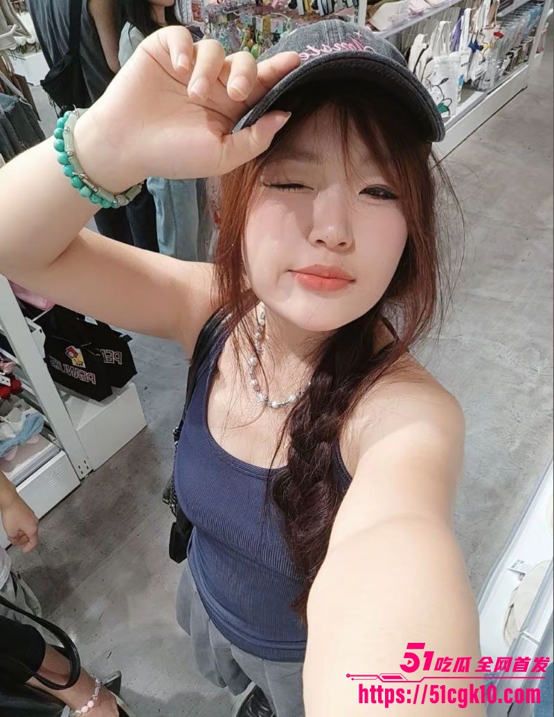 浙江绍兴00后嫩妹不雅视频流出 2