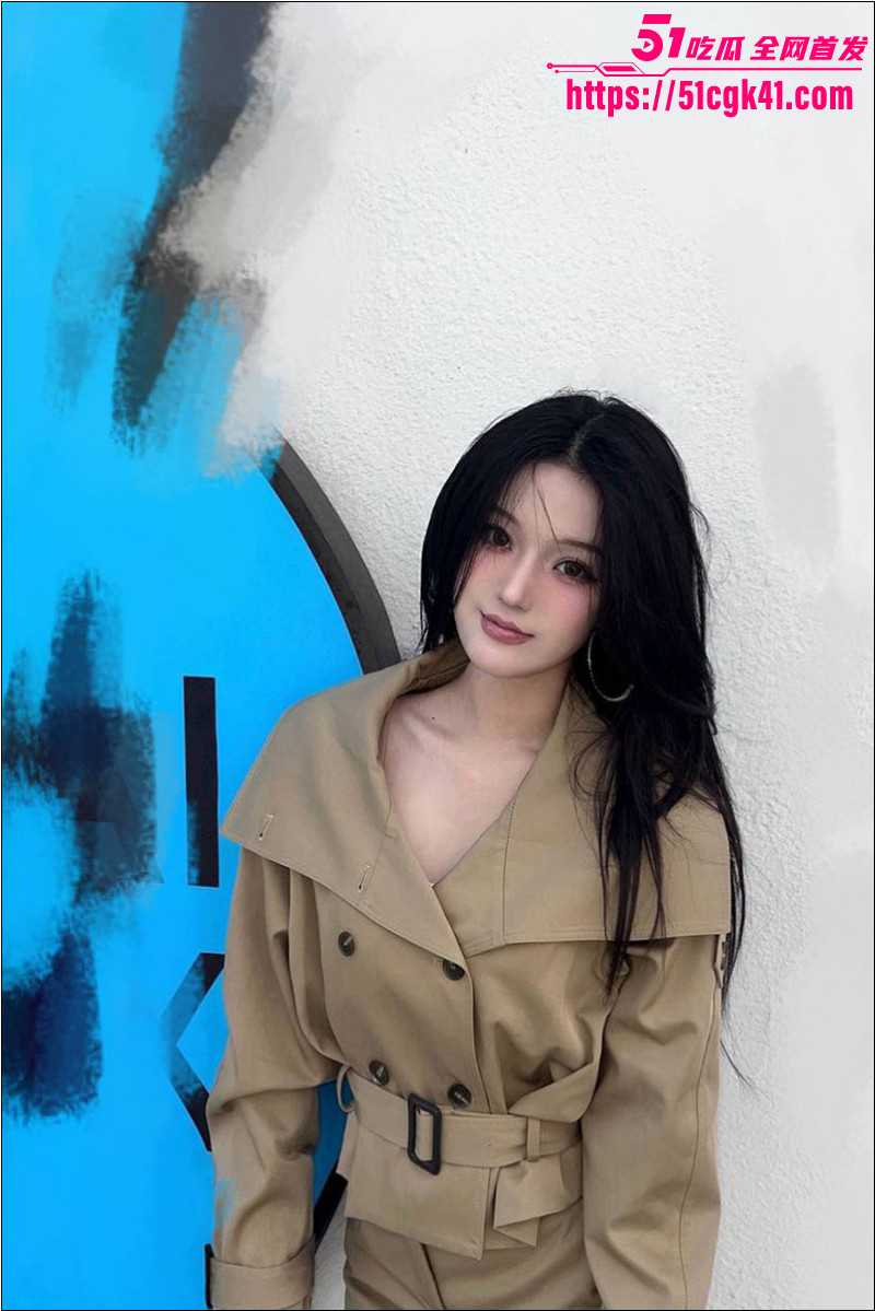 乱伦淫声骚语内射黑蕾丝嫂子02