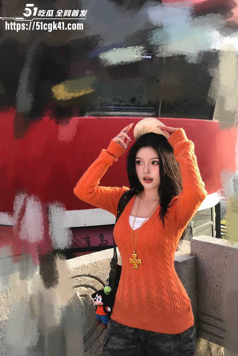 乱伦淫声骚语内射黑蕾丝嫂子03