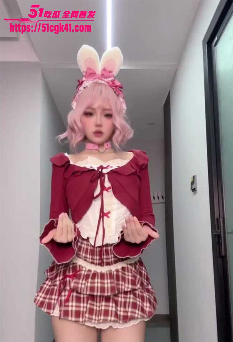 顶级舞姬美少女 小仙云 变装裸舞合集 百变情趣装秀完美肉体 露奶掰穴卡点自慰 粉嫩唇瓣随舞抖动！